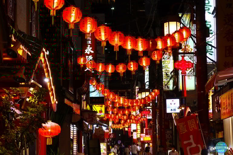 Ichiba-dori, Chinatown, Yokohama at night