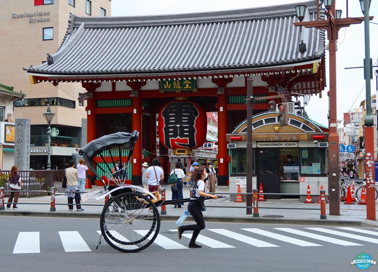 Rickshaw at Senso-ji in Tokyo