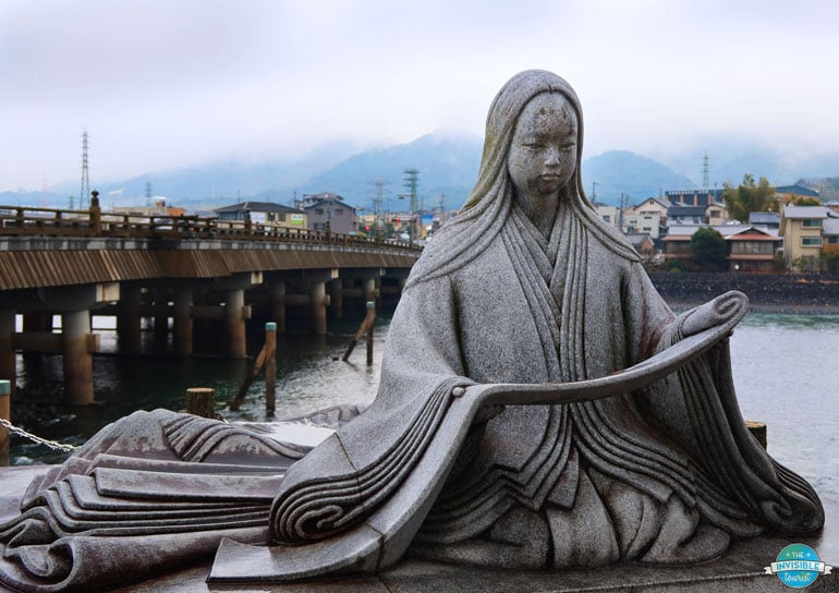 Statue of Murasaki Shikibu